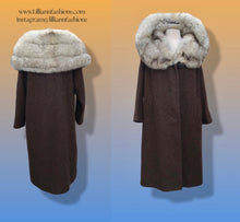 Load image into Gallery viewer, Vintage 60’s Swing Coat Massive Fox Fur Collar Brown Boucle