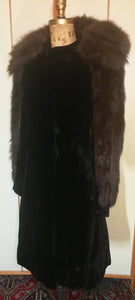 30s Black Velvet and Fur Women's Coat---Film Noir "Hattie Carnegie" Style Hollywood Glamour Pinup Fit and Flare Princess Coat