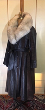 Load image into Gallery viewer, Vintage Coat- 70s Leather Suede Trench Silver Fox Fur Princess Spy M/L