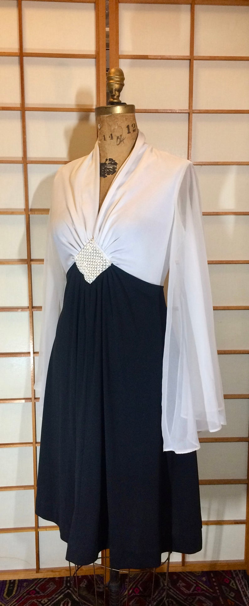 70s black sales and white dress