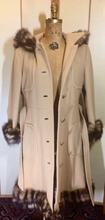 Load image into Gallery viewer, Pinup Hooded Fox Fur Princess Camel Wool Tiger Striped Print 50s 60s Fit and Flare Coat S/M Russian Princess