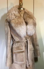 Load image into Gallery viewer, Penny Lane Suede Leather Sheepskin Coat Cream Marble S Made in England Almost Famous Princess Hippy