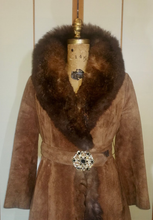 Load image into Gallery viewer, 70s Suede Fur Fit an Flare Coat Distressed Leather Almost Famous Penny Lane Hippy Russian Princess Small S