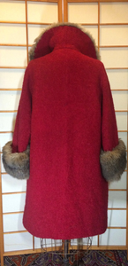 50s 60s Red Thick Nubby Wool and Fully Lined Fox Fur Swing Coat M/L/XL