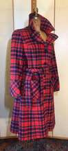 Load image into Gallery viewer, Women's Vintage coat- Plaid Pendleton Wool Red Fit Flare Fox Fur Removable Collar Princess Wool Coat M/L