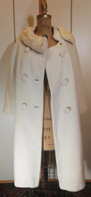 Load image into Gallery viewer, 60s Lilli Ann White Swing Mink Double Breasted Wool Coat Flexible Size S/M