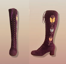 Load image into Gallery viewer, 70’s Purple Suede Gogo Hippy Boho Embroided Boots Rare size7.5/8 Lace Up Floral