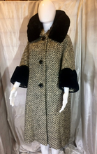 Load image into Gallery viewer, Forstmann 50s Swing Coat with Checkered Scalloped Sheared Fur Cuffs and Massive Collar M/L/XL
