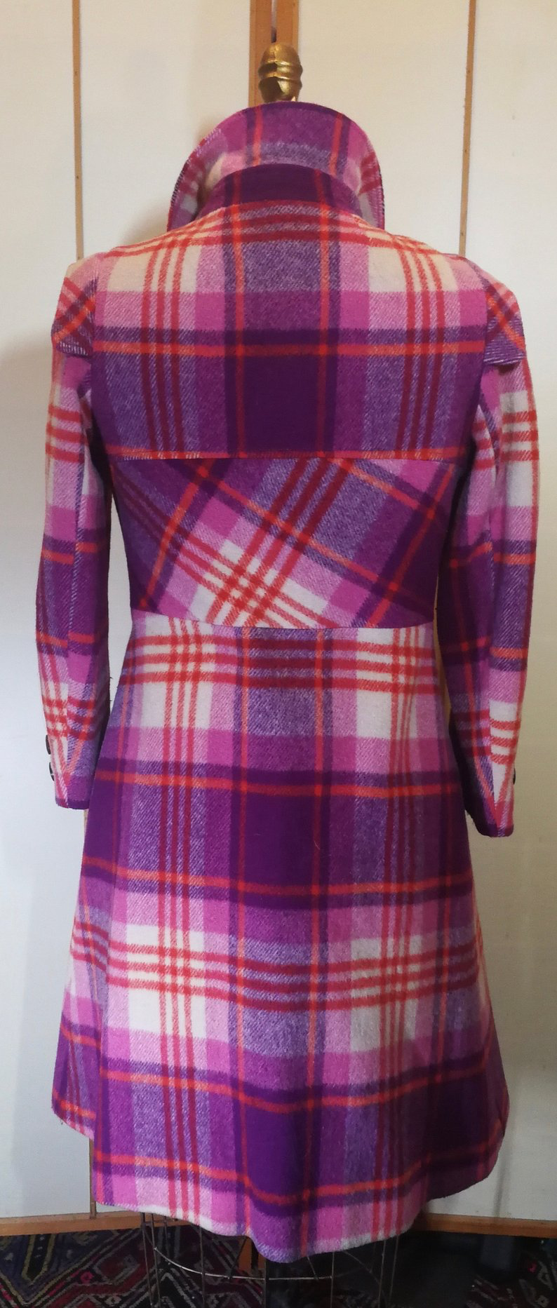 Burberry magenta pink sales